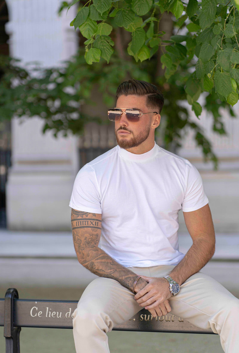 T-shirt col montant