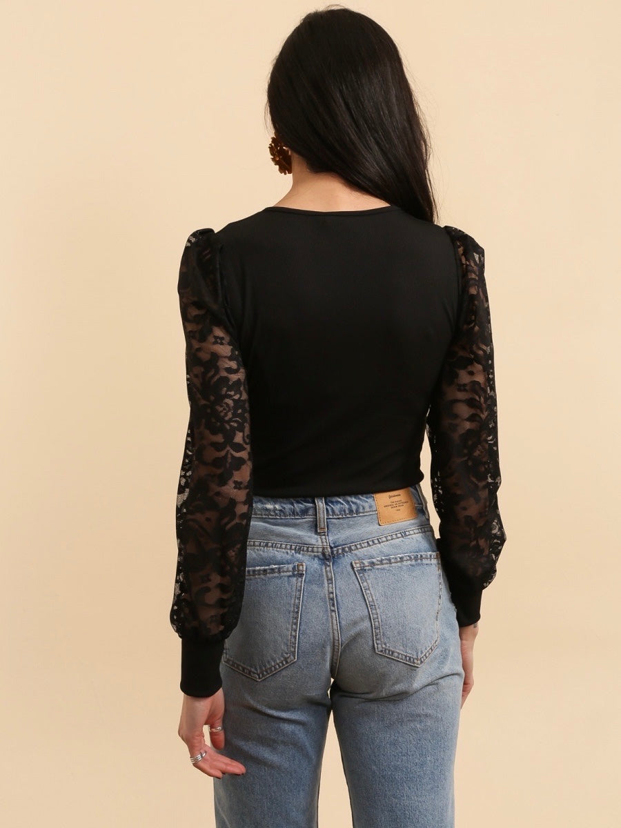 Haut Noir Manches Dentelle